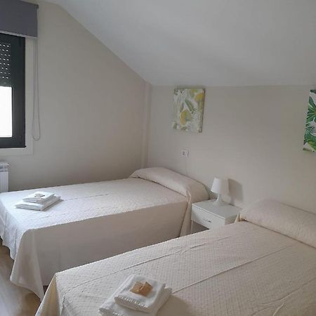 Sleeping Portomarin 2 Hotel ภายนอก รูปภาพ
