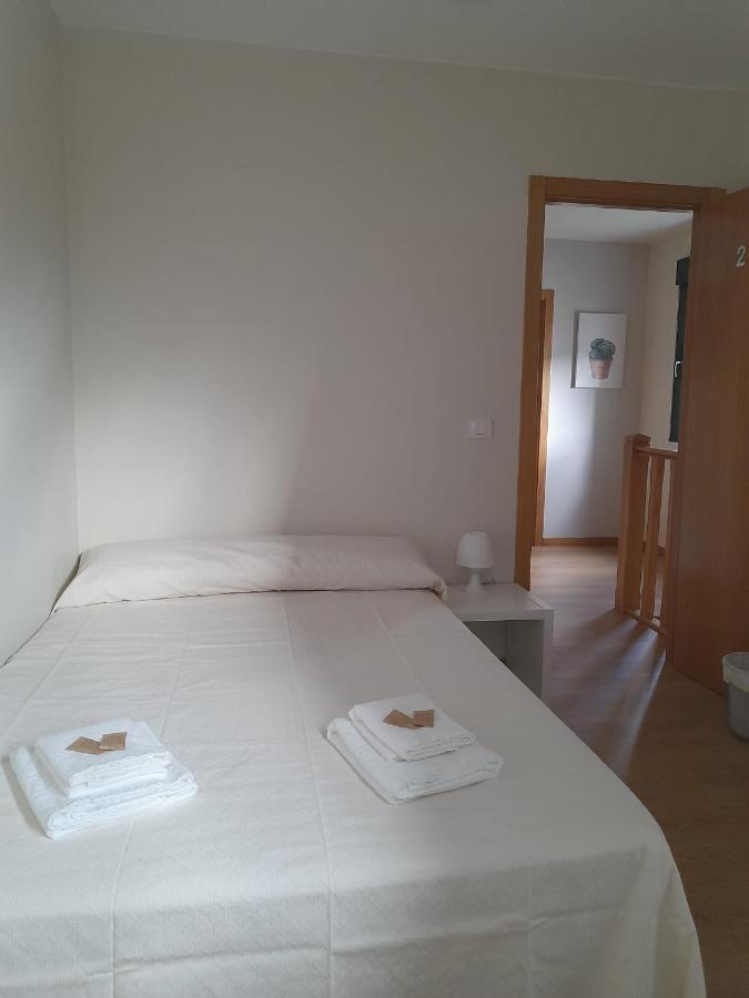 Sleeping Portomarin 2 Hotel ภายนอก รูปภาพ